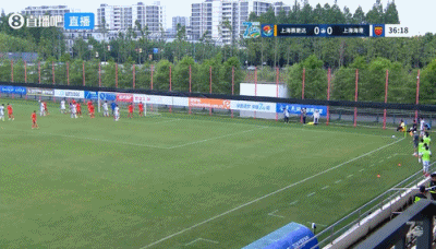 张琳芃角球头球破门 海港半场1-0领先赛更达