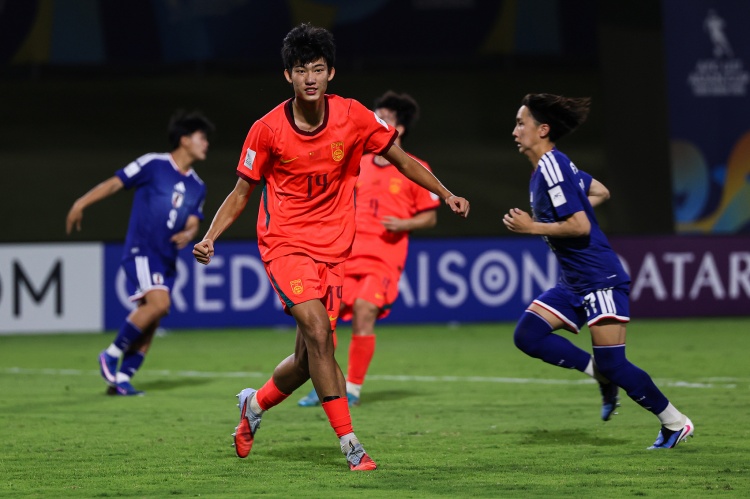 赵松源扛起整条锋线，U17国足1-1尼日利亚暴露慢热顽疾