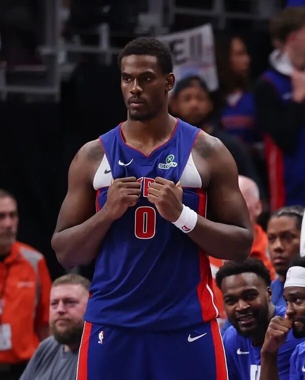 去年信誓旦旦3000万 今年NBA查无此人 去年信誓旦旦3000万 今年NBA查无此人
