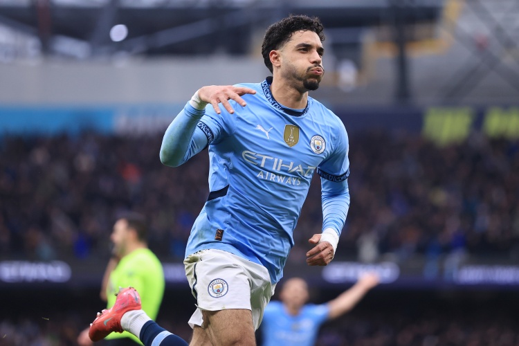 记者：马尔穆什今日接受热刺体检，交易总价约6000万英镑