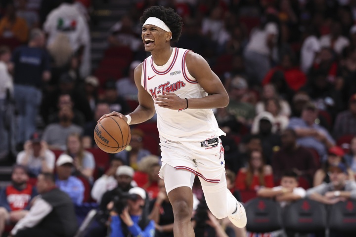 火箭媒体人:阿门已是NBA前五的攻防兼备球员 位列文班华子SGA后 火箭媒体人:阿门已是NBA前五的攻防兼备球员 位列文班华子SGA后