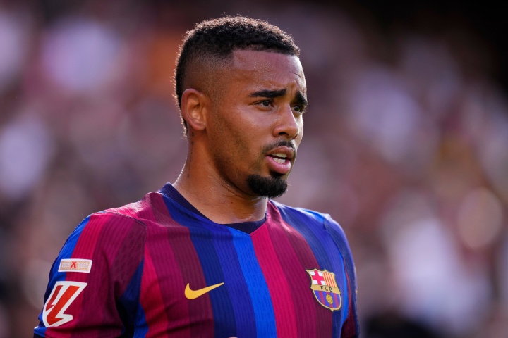 发小谈热苏斯加盟巴萨：视频通话时他非常激动，眼里闪烁着泪花